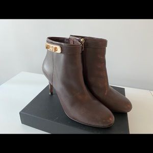 Coach Regina short boots Size 6B